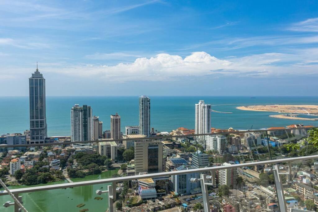 Апартаменти Altair Luxury Colombo By Miracle Екстер'єр фото
